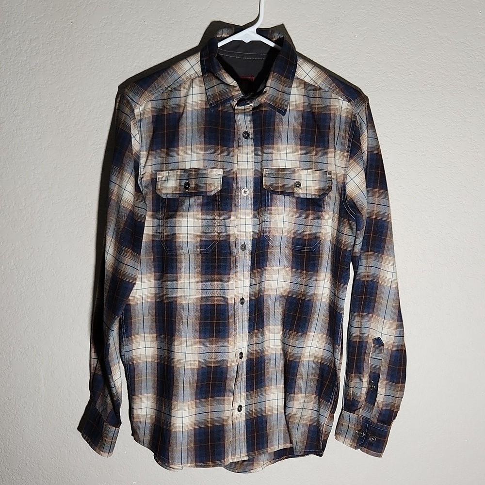 Swiss Tech Shirt Mens Size S Button 34-36 HAS FLAWS